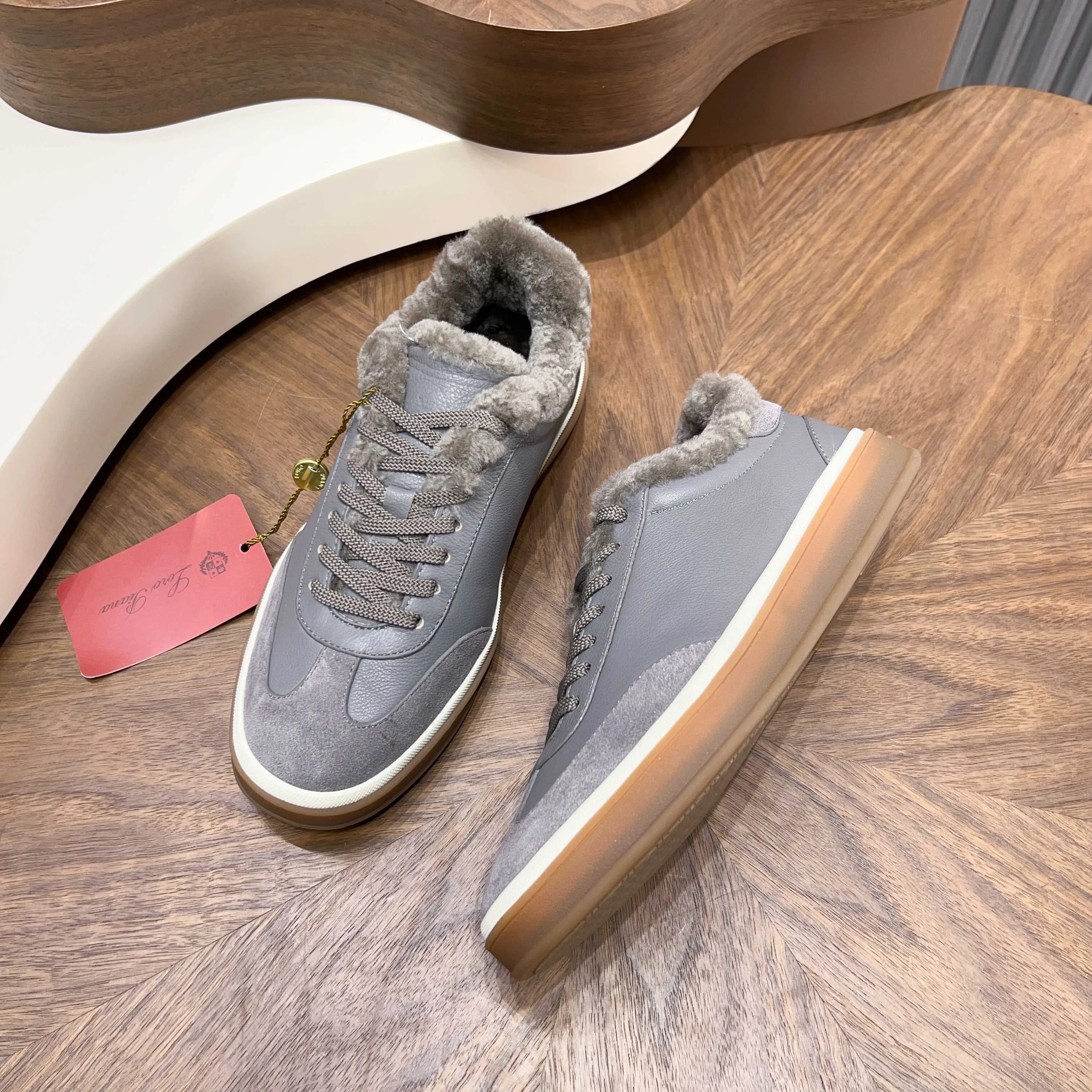 💰740 Loro Piana - Classic casual wool shoes, men's lace-up casual shoes and sneakers, high-quality lightweight and comfortable fabrics, suitable for outdoor leisure, the color is young and energetic, and it looks great with sportswear or casual suits! Code number: 39-44 (45, 46, can be customized)